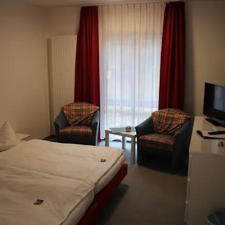 La Porte Und Restaurant 3* Bertingen